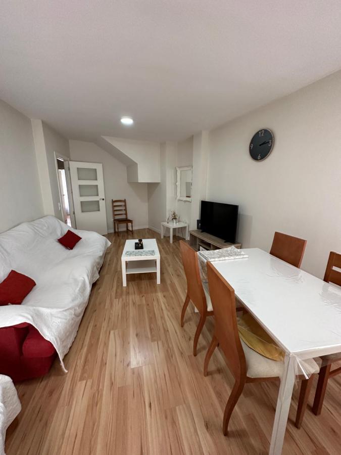 Apartamento Nuevo Duplex Santa Cruz de la Zarza Luaran gambar