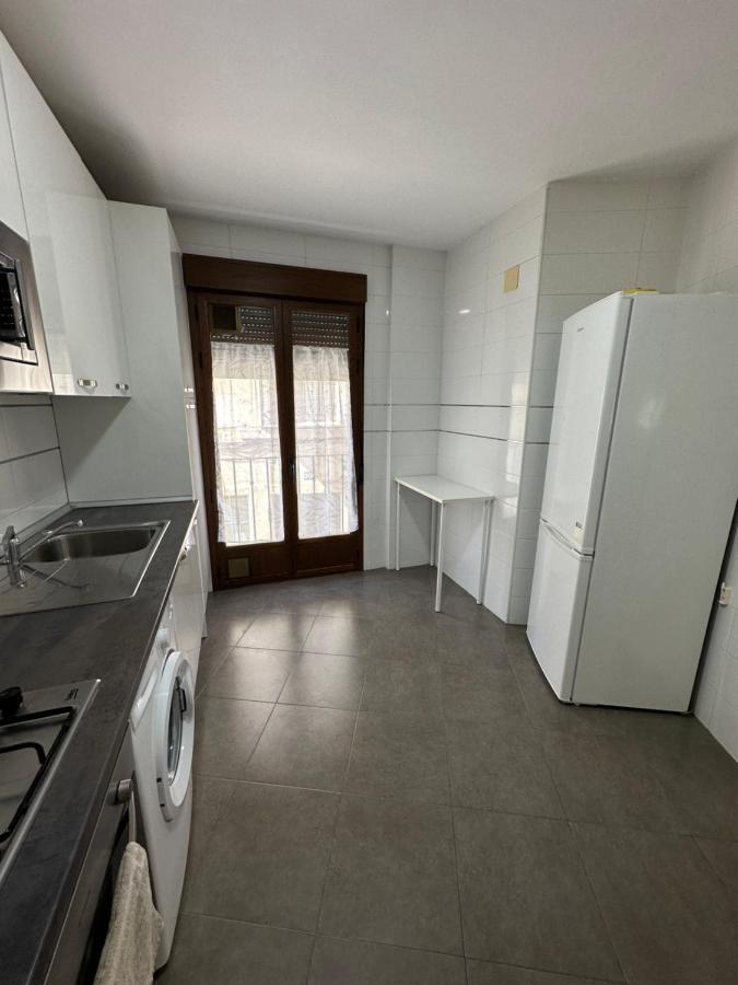 Apartamento Nuevo Duplex Santa Cruz de la Zarza Luaran gambar